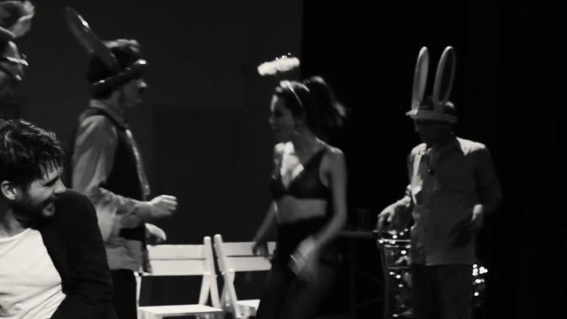 Папа, мы все в тумане - Режиссер Володя Дальван смотреть онлайн