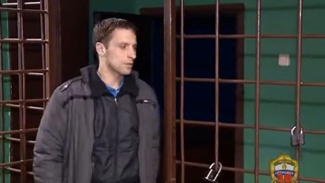 Столичные полицейские задержали подозреваемых в ограблении девушки смотреть онлайн