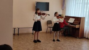 А. Гречанинов " Весельчак" , исп. дуэт Воложанина Ева и Работягина Виктория 11 лет