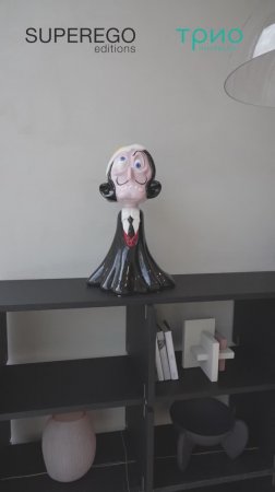 Скульптура B École d’Art Collection Salvad’ Oeuf от Superego Editions