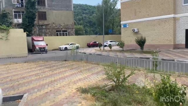 Лазаревское☀️Опоздала 😀на поезд и поехала на пляж Багратион / Красивые шубы цены🌴Сочи🌴#лазаревское смотреть онлайн