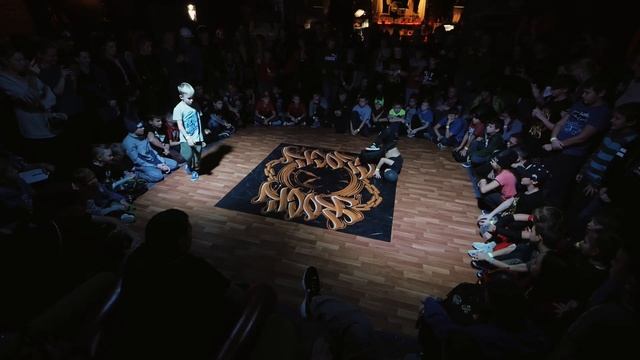 KIDZ BATTLE ↔ 9 year ↔ Деревянко Артем vs Матюнин Роман ↔ FINAL ↔ ROCK'O'CLOCK 5 #rockoclock5 #bmvi смотреть онлайн