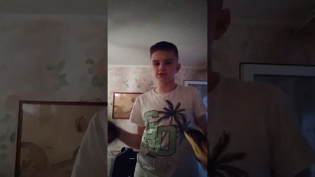 обзор кроссовок