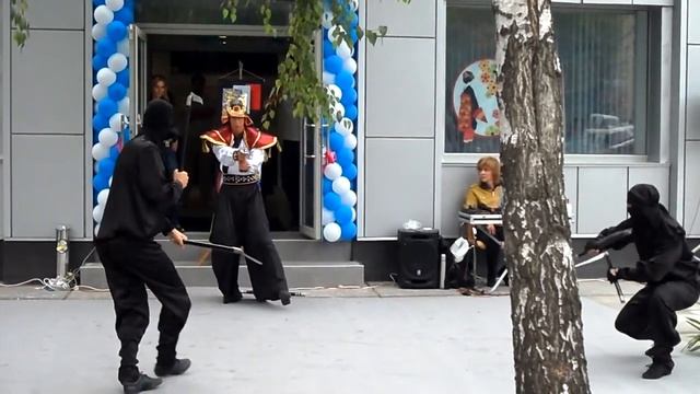 Боевое шоу Ниндзя и Самурай шоу-программа в японском стиле. смотреть онлайн