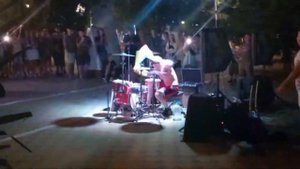 #Анапа Крутой барабанщик играет на набережной! @Катя Беспечная