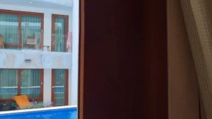 Обзор отеля La Flora Resort Patong 5* Отель на первой береговой линии пляжа Патонг.