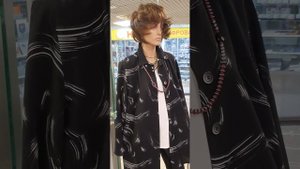 Для  работы , для ресторанов и для деловых встреч