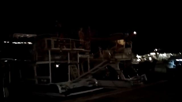 Гуляем в порту Анталии вечером. Кафе , платный пляж, яхты . смотреть онлайн