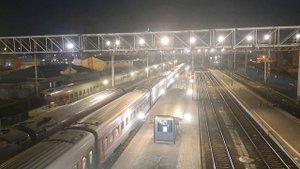 Прибытие ЭП1П-052 с поездом №469С Новороссийск - Саратов