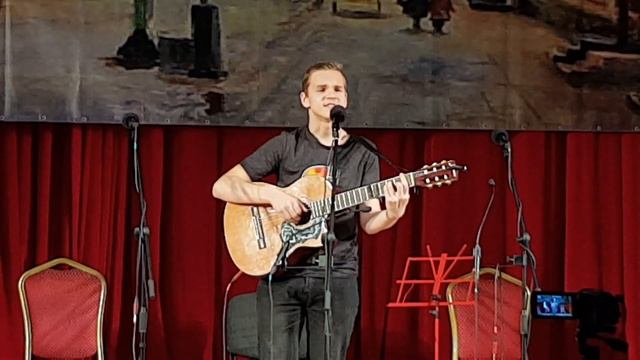 Михаил Карайченцев