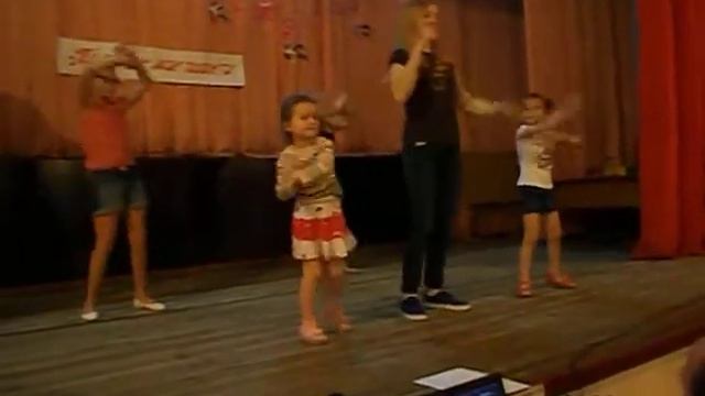 Санаторий "Поляна" Выступление Светы смотреть онлайн