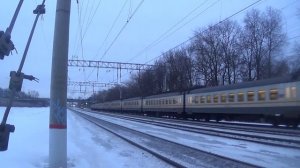 Электропоезд ЭП2Д-0077 сообщением Ипподром - Москва