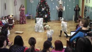 Танец собачек