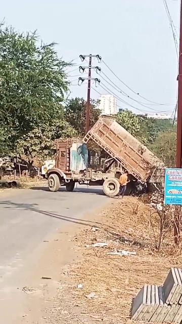 Dumping soils смотреть онлайн