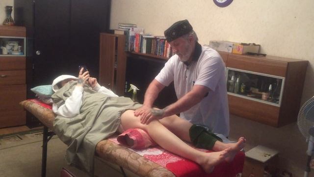 Массаж колени снятие боли прогревание