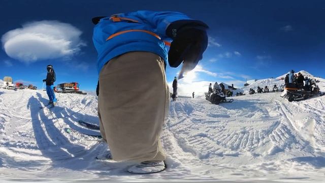 Спуск с 4400м Эльбрус 2024 год смотреть онлайн