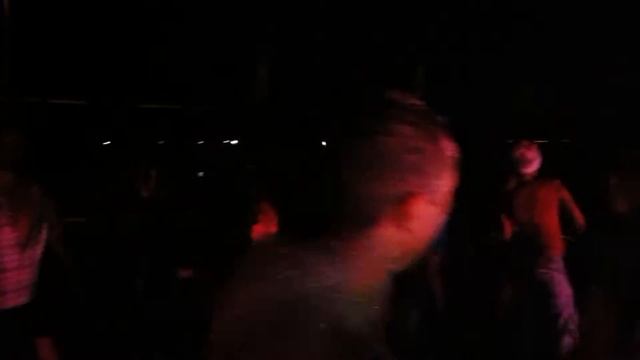 Пенная вечеринка "queen's park resort" смотреть онлайн