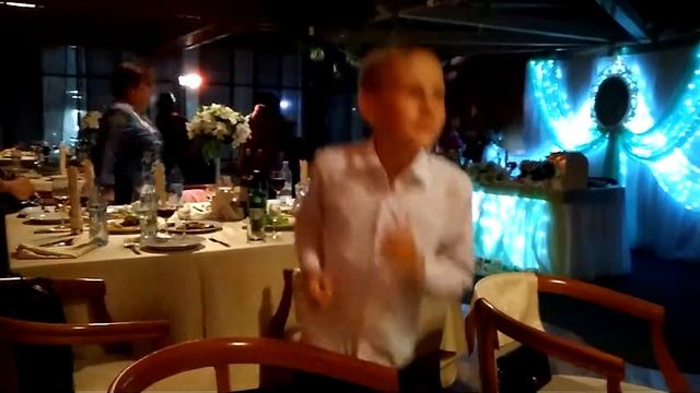 Танец на свадьбе брата смотреть онлайн