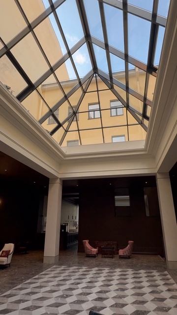 #shorts #short #Hovard #небо #отель #питер #новый #new смотреть онлайн