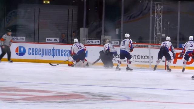 Дубли Ярового и Малоросиянова помогли «Русским Витязям» обыграть «Сахалинских Акул» смотреть онлайн