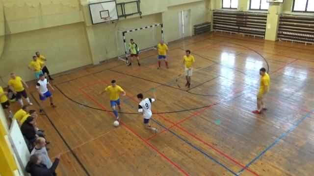 Искра 8 : 14 АЧИИ (м) смотреть онлайн