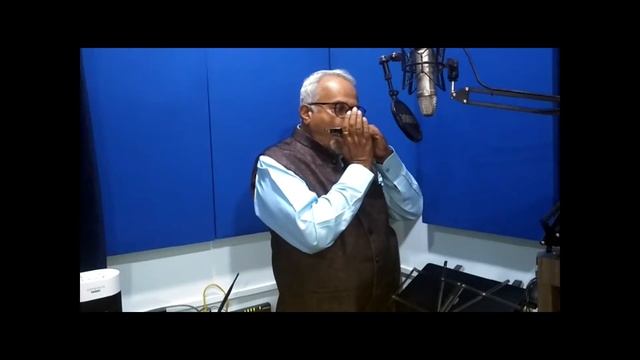 Toch Chandrama Nabhat Instrumental смотреть онлайн