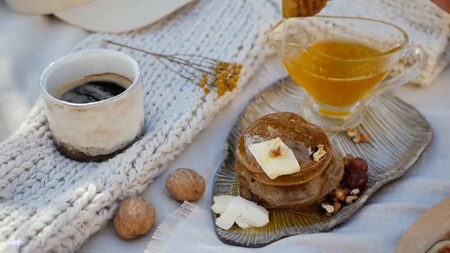 Парижское джаз-кафе | Мягкая джазовая расслабляющая музыка для релакса, работа #6 смотреть онлайн