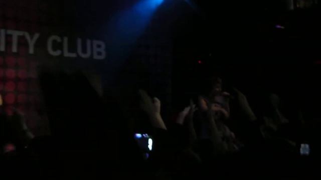 Johnyboy - Ночью мы все пьем смотреть онлайн