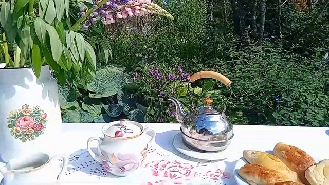 Деревенское чаепитие.🌼🌺☘️