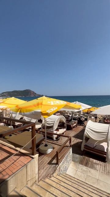 Алания, пляж Клеопатра 🌊🌴☀️Подпишись на меня 🫶🏻 #alanya #cleopatrabeach смотреть онлайн