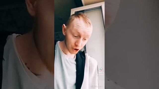 Два человека — это два полюса, две крайности, два мнения. смотреть онлайн