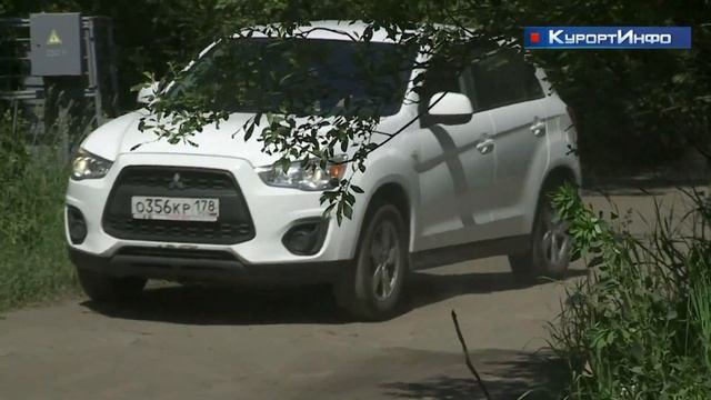 Подъезд к Белоостровской экотропе становится труднодоступным для автомобилей смотреть онлайн