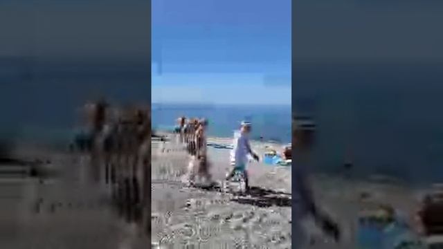 Поселок Вардане.. Температура воды 26.5 градусов... смотреть онлайн