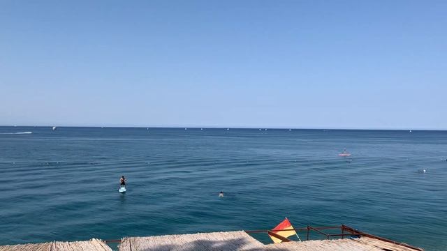 Valeri Beach Hotel - расположение отеля возле моря