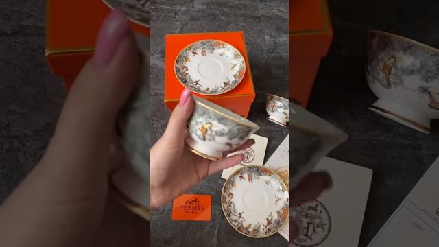 Набор столовый Hermès смотреть онлайн