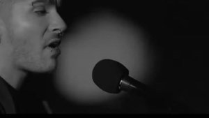 Группа: TOKIO HOTEL. Песня: RUN RUN RUN.