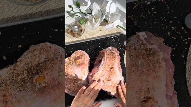 Мягкая и сочная индейка в рукаве: Простой и вкусный рецепт для праздничного ужина!