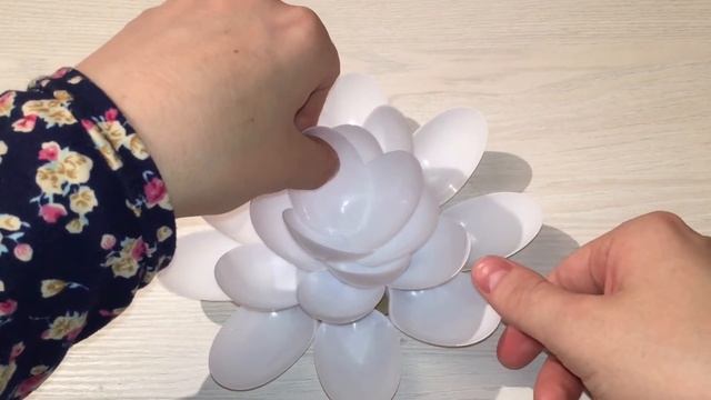 Пластиковые ложки помыла и пустила в дело. Посмотрите какая красота у меня получилась смотреть онлайн