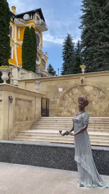Санаторий «Арника» на благоустроенном проспекте Ленина г. Кисловодск