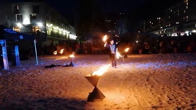 Огненное шоу на горном курорте Франции FLAINE. Браво! смотреть онлайн