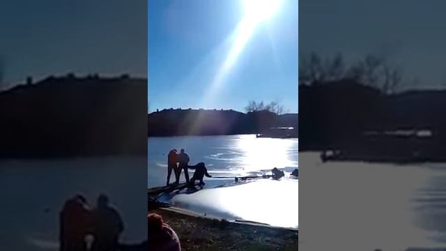 Девочка упала под лед смотреть онлайн