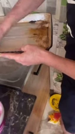ПАШУ ЗАСТАВИЛА РАБОТАТЬ ИРИШКА ЧИКИ ПИКИ!