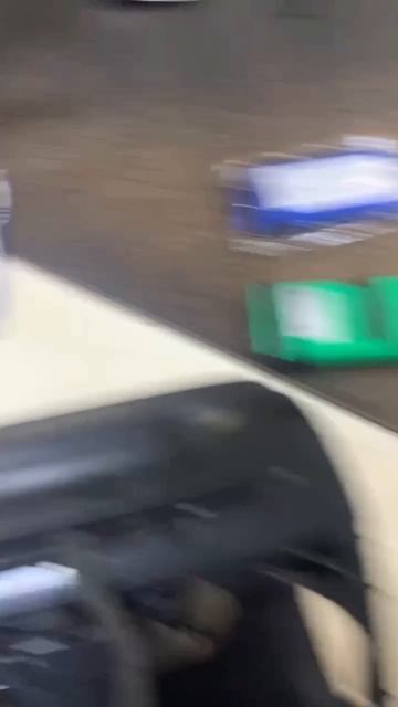 Не работает от аккумулятора | Не держит заряд | Ремонт портативных колонок JBL в СПб смотреть онлайн