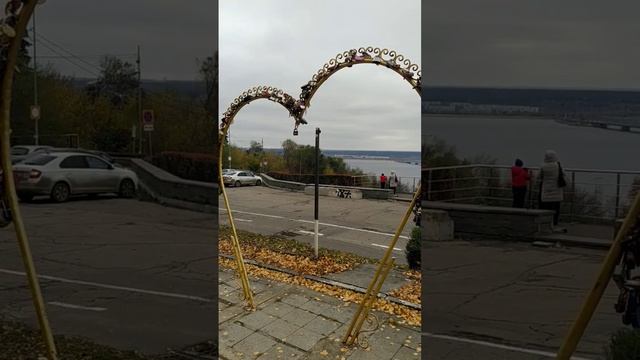 Скамейка любви в Ульяновске на набережной! смотреть онлайн