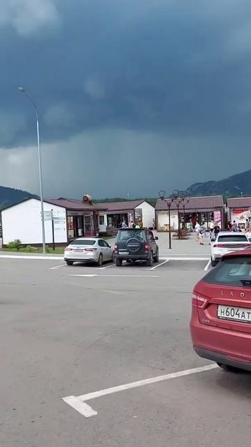 Молния в горах. Манжерок во время грозы. Лето 2022 #shorts