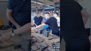 Мы приглашаем операторов деревообрабатывающих станков из Казахстана посетить наш завод.