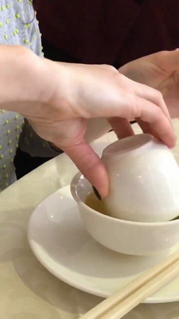 Ресторан в Китае | Зачем моют посуду? #китай #ресторан #еда #посуда #shorts #china #restaurant #foo смотреть онлайн