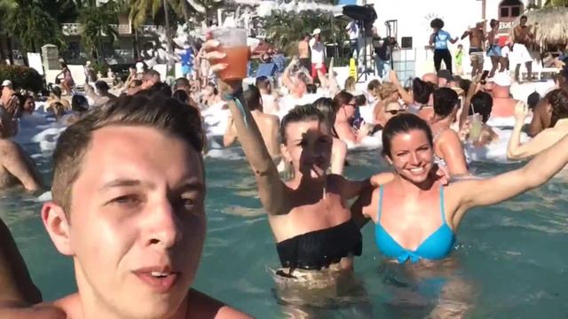 Пенная вечеринка / Be live collection Пунта-Кана, Доминикана смотреть онлайн