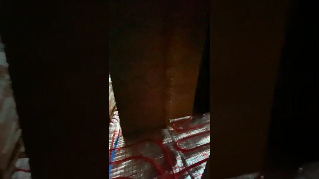 Монтаж системы отопления в загородном доме 250 м²: теплый пол, радиаторы и конвекторы