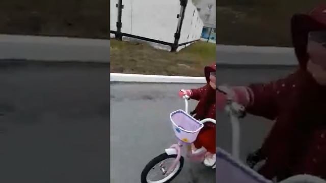 В садике на велике смотреть онлайн